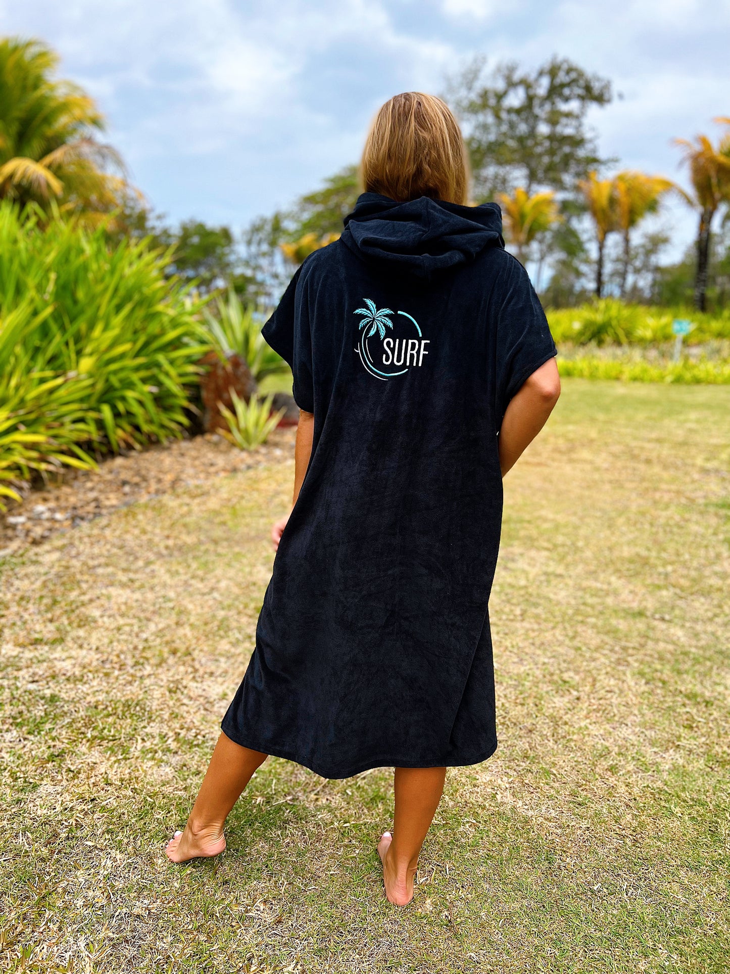 Surfvibes  Poncho Black